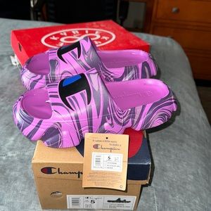 I can’t fit them .They are brand new never worn